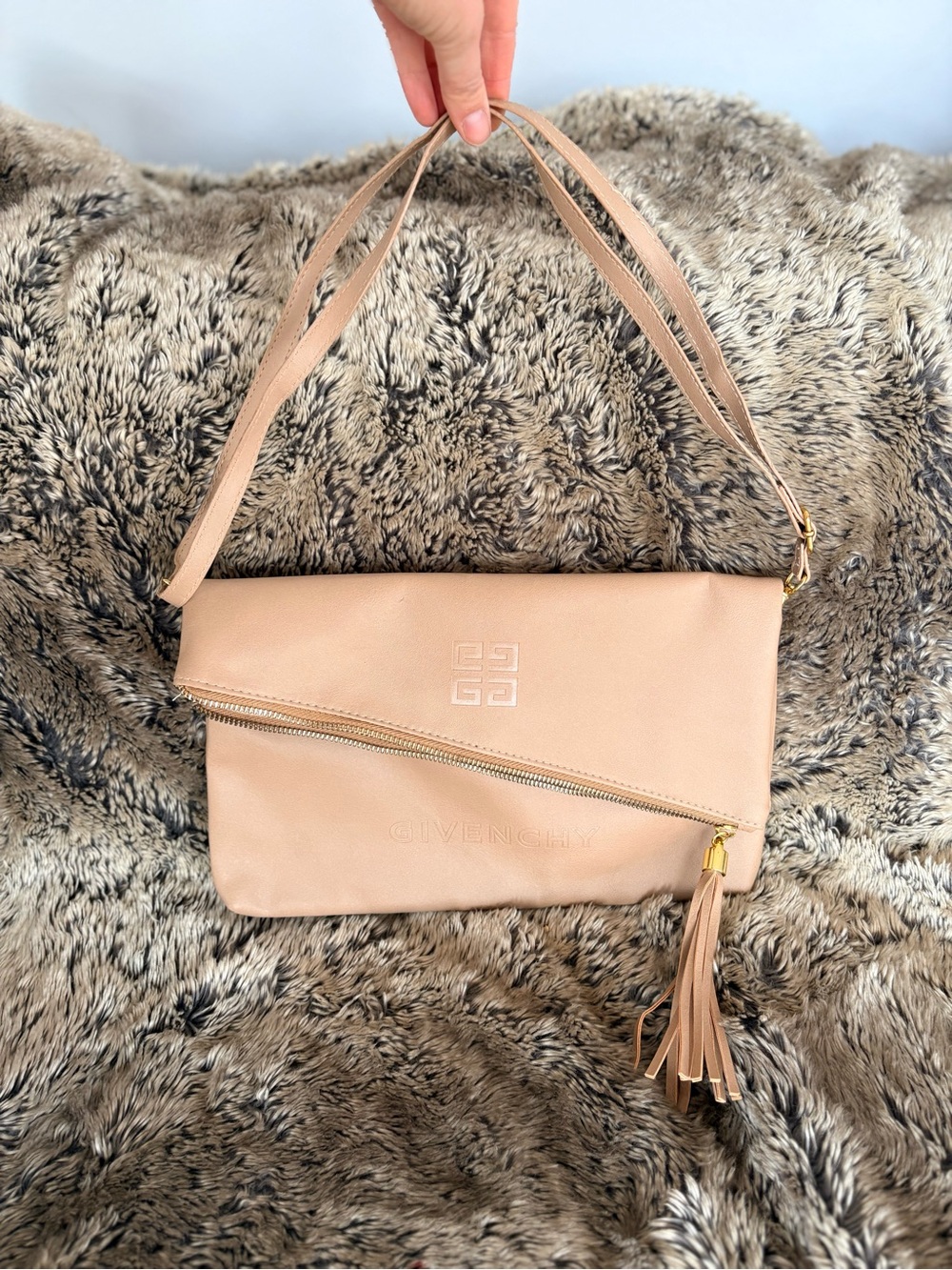 NWOT Givenchy Beige Leather Shoulder Bag with Tassel Zip